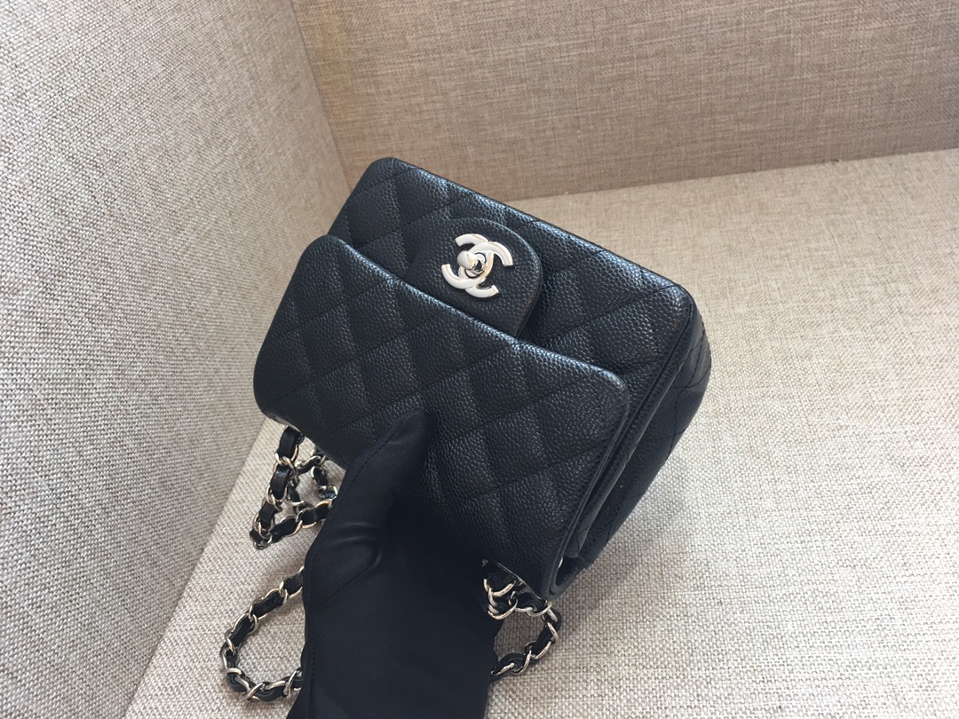 Mini Classic Flap Caviar Bag A01115 Black/Silver